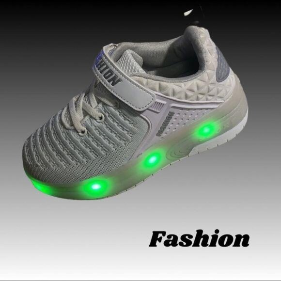 LED Light-Up Roller Skates‎ Kids Sneakers With USB Charging  White Size 35 - Picture 2 of 14
